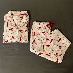 Super soft women’s pajama set!